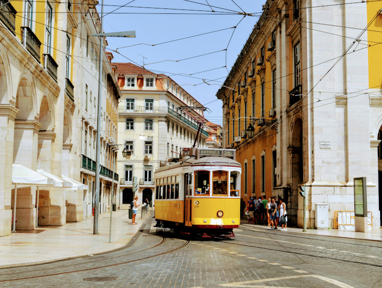 Fahrradtouren mit der Straßenbahn Lissabon | MegaSport Travel