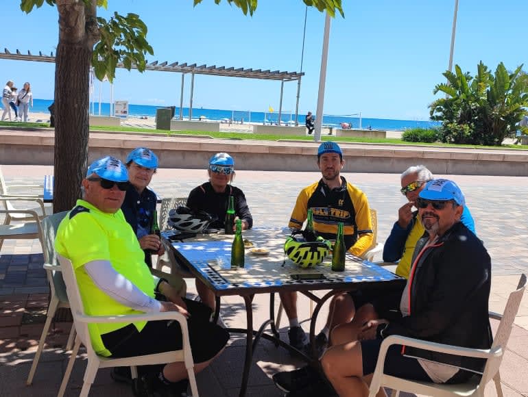 Entspanne in der Radsportgruppe | MegaSport Travel