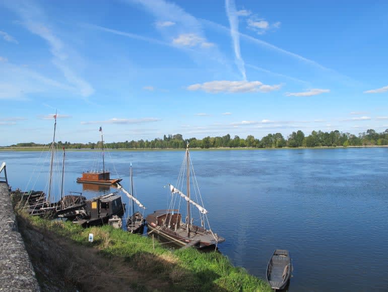 Barco y vista al mar | MegaSport Travel