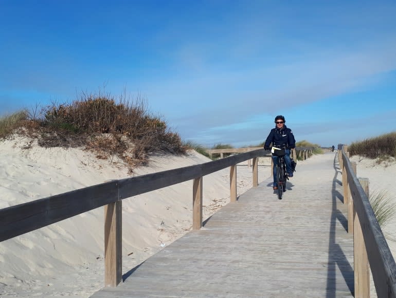 Tour en bicicleta cerca de la costa