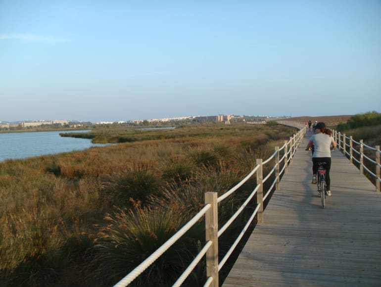 Faire du tourisme dans la nature lors d'un tour à vélo en Algarve | MegaSport Travel