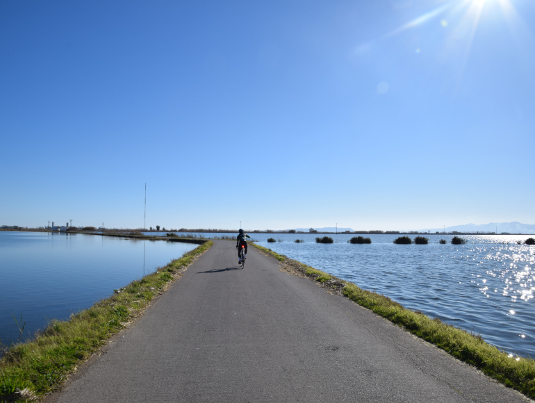 Tour in bicicletta su strada in riva al mare in Spagna | MegaSport Travel
