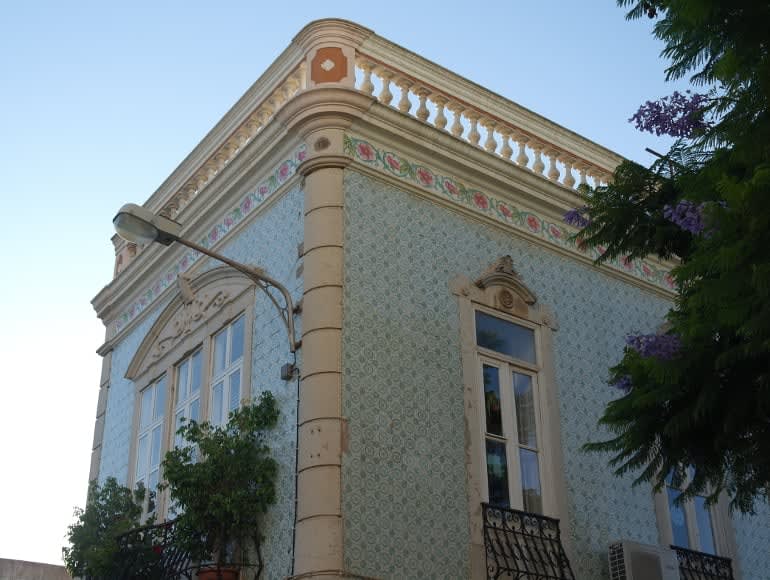 Gastronomia portuguesa com camarão e bivalves | MegaSport Travel