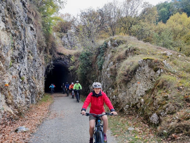 Aventura em bicicleta nos túneis | MegaSport Travel