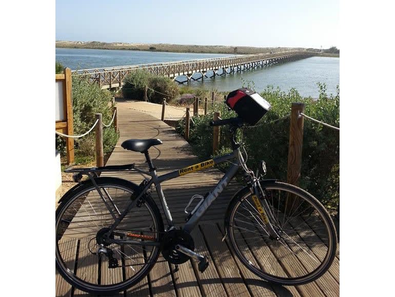 Cykel för att resa långa sträckor, boka din självguidade cykeltur i Portugal | MegaSport Travel